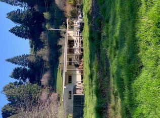1020 Monument Rd, Rio Dell, CA 95562