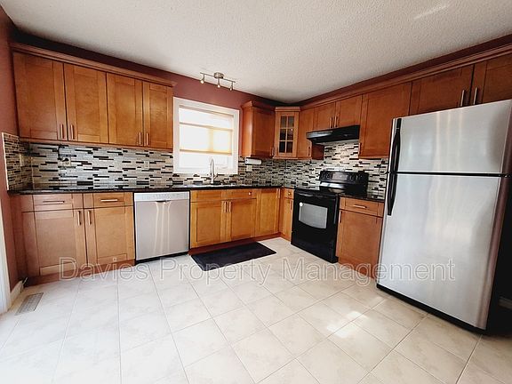 2nd image of 4519 25th Ave NW