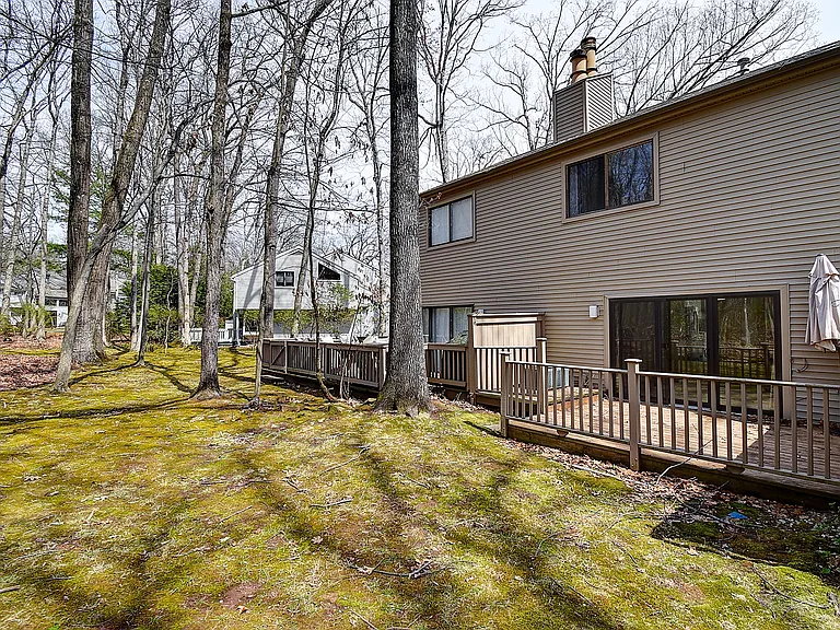 32 Farmington Chase Cres #32 — Photo 38