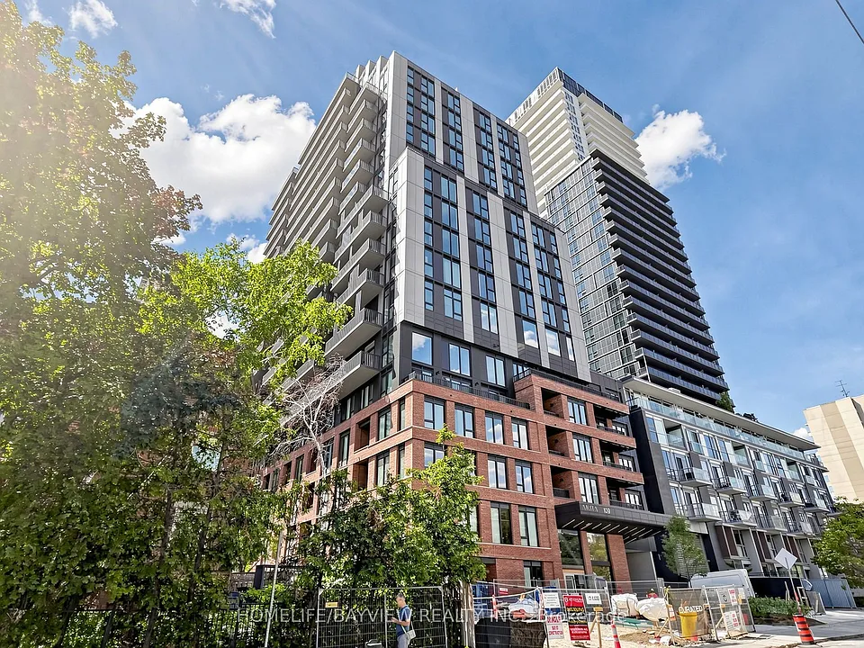 109 Erskine Ave #1706