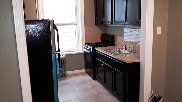 Rented by H.P. Greenfield Real Estate | media 6