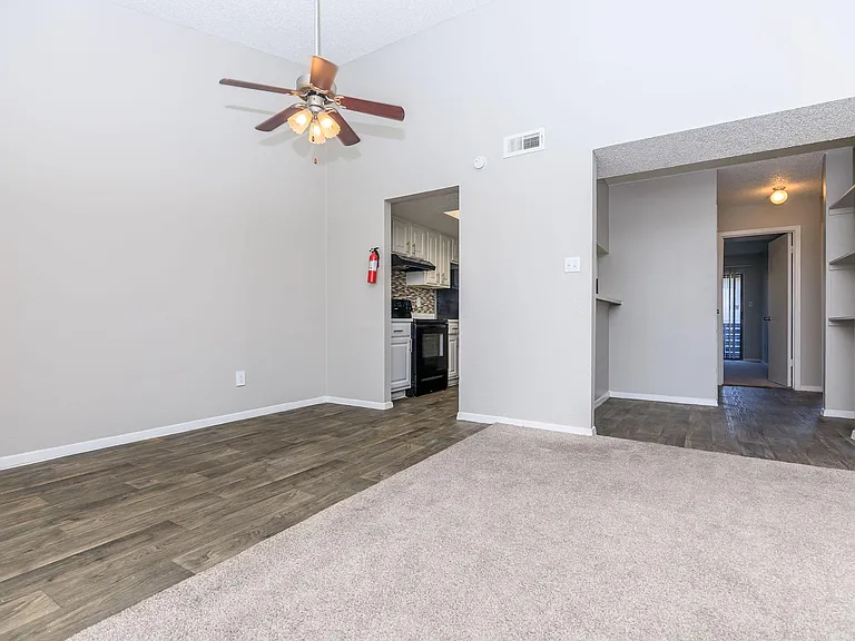 Villas at Alameda — Photo 71