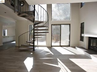 6625 Forestland Way, Oakland, CA