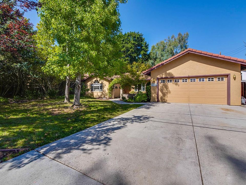 1st image of 14343 Mulberry Dr