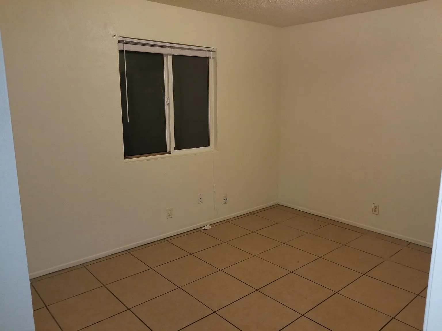 2305 Rachael Ct — Photo 3