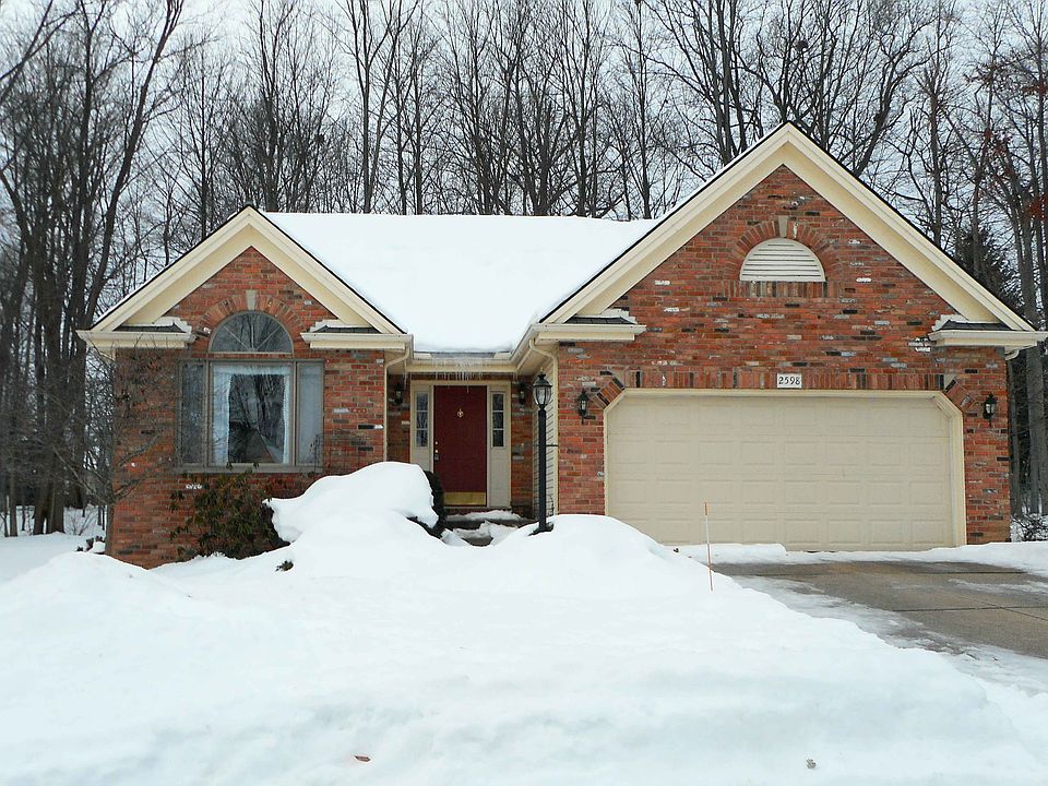 1st image of 2598 Taylor Ln