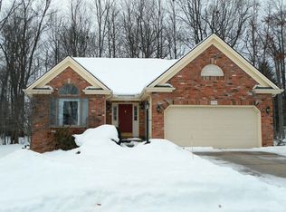 2598 Taylor Ln, Twinsburg, OH 44087