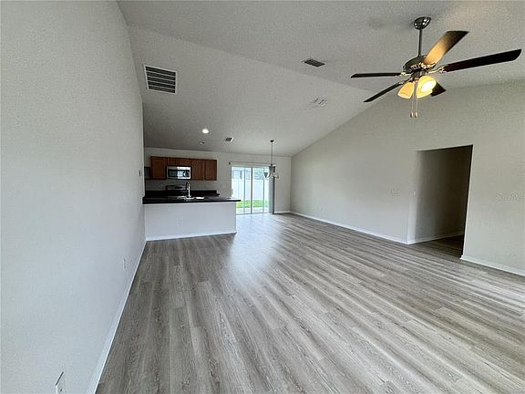4th image of 15492 SW 34th Court Rd