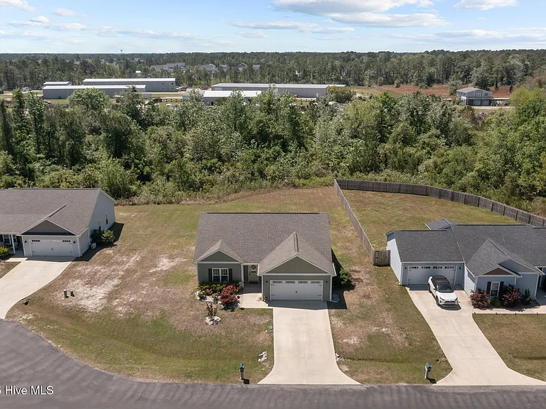 512 Hazelwood Dr — Photo 33