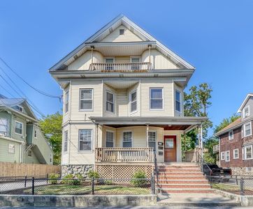 18-20 Howard St, Waltham, MA, 02451