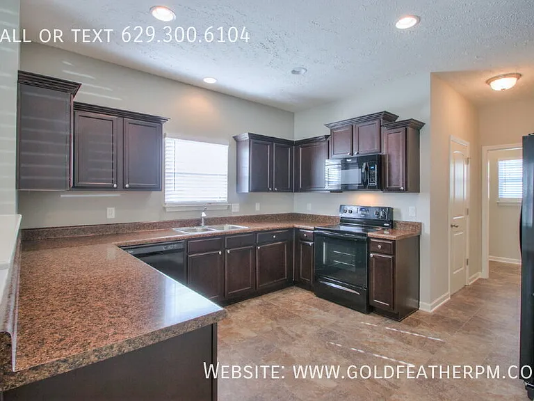 3365 Tourmaline Dr — Photo 8