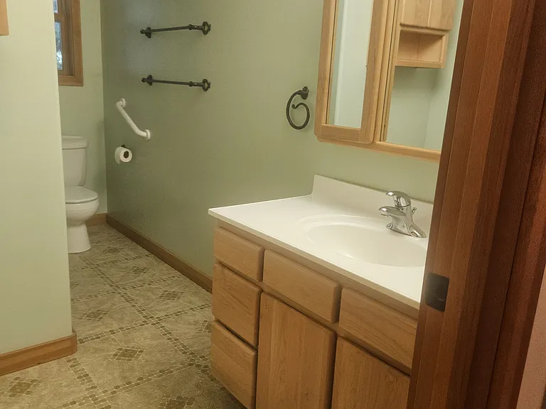 715 Bakken Rd — Photo 12