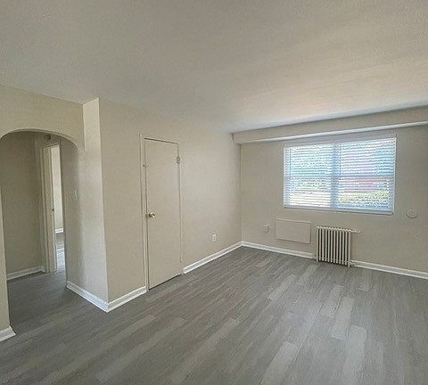 4th image of 951-957 E West Hwy #36-955