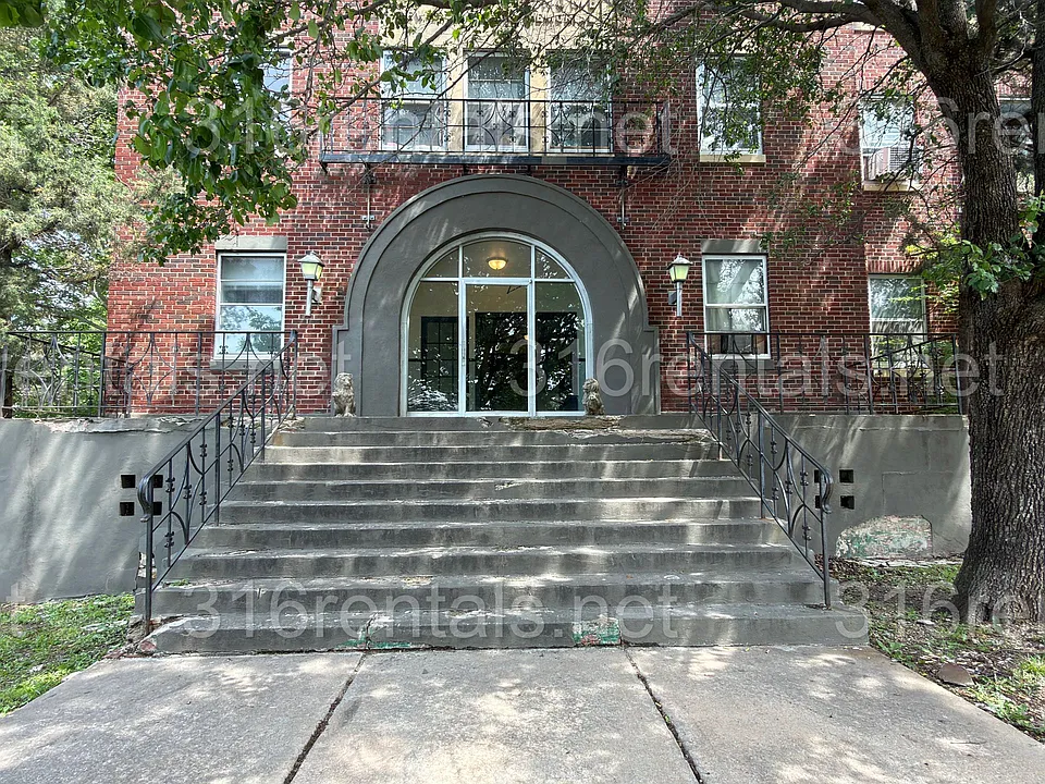 Forest Park Apartments