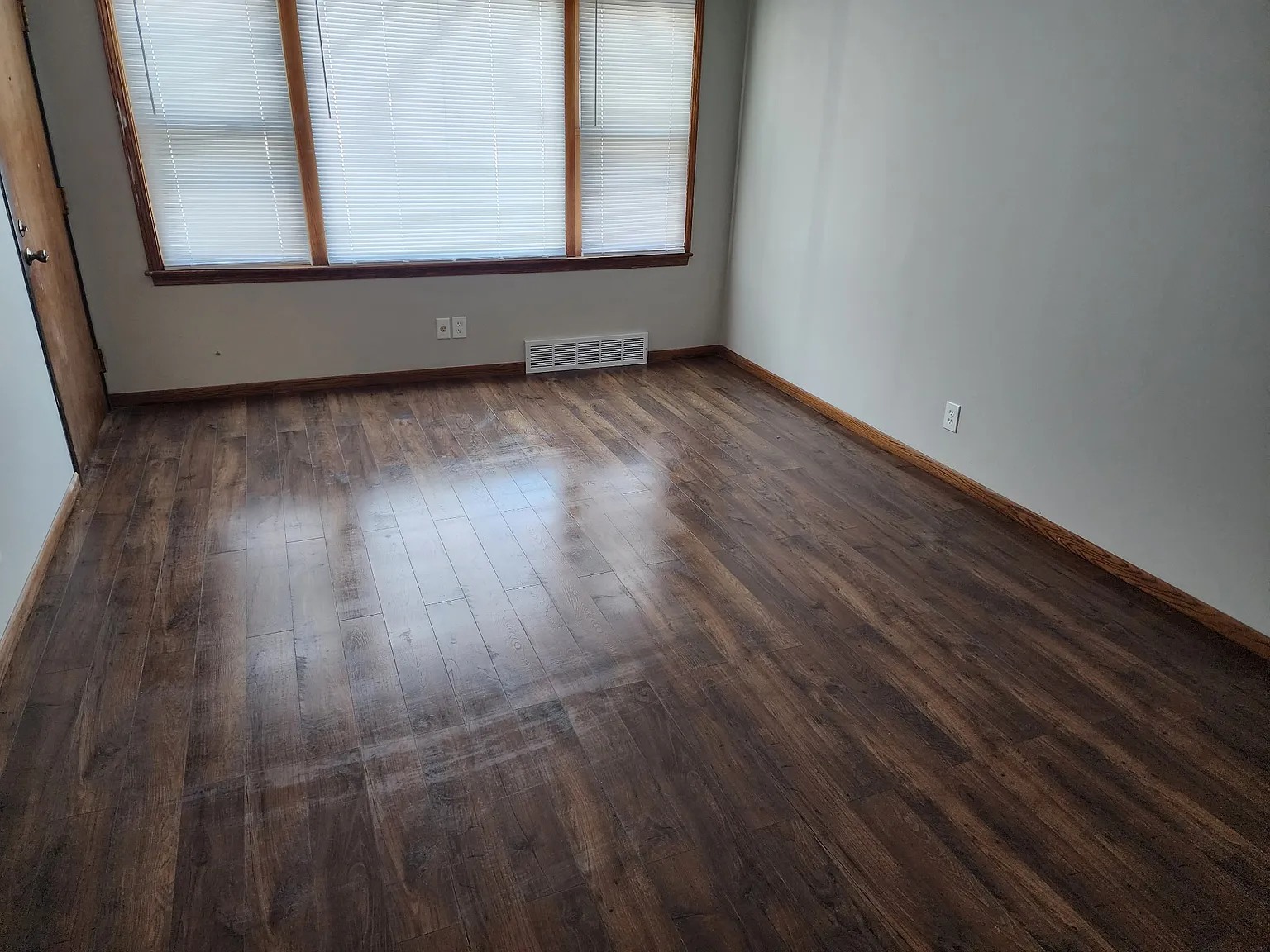 3 bed, 1175 sqft, $1,425 — Photo 2
