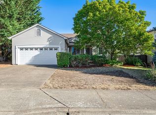 161 NE Cory St, Hillsboro, OR 97124