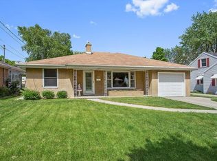 1308 Bond St, Green Bay, WI 54303