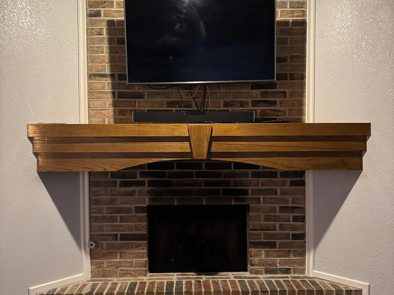 3 bed, 1600 sqft, $3,000 — Photo 2