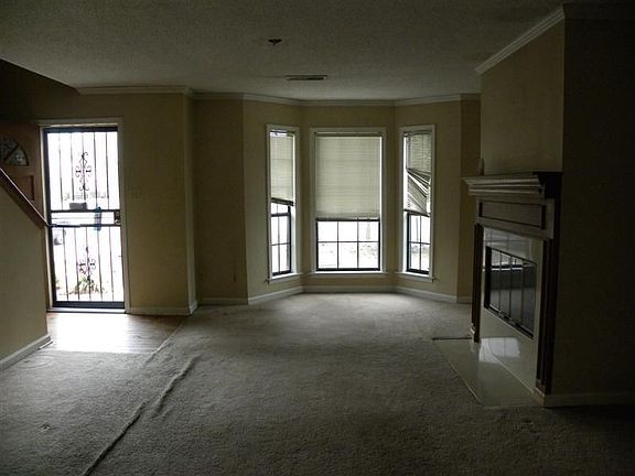 5979 Mapletree Cove, Memphis, TN 38141