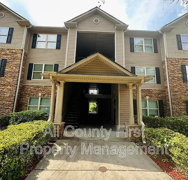 5303 Fairington Club Dr — Photo 1