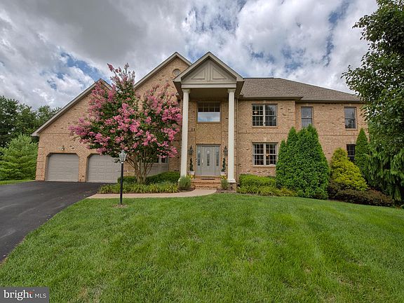 2nd image of 11212 Shalom Ln