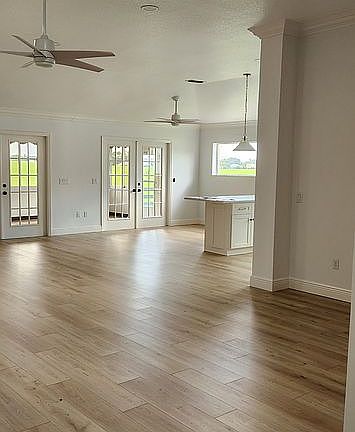  living dining kitchen view