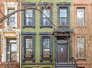 178 Stuyvesant Ave #A, Brooklyn, NY 11221