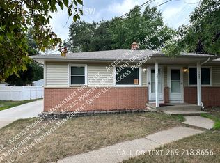 3997 Groveland Ave SW, Wyoming, MI 49519