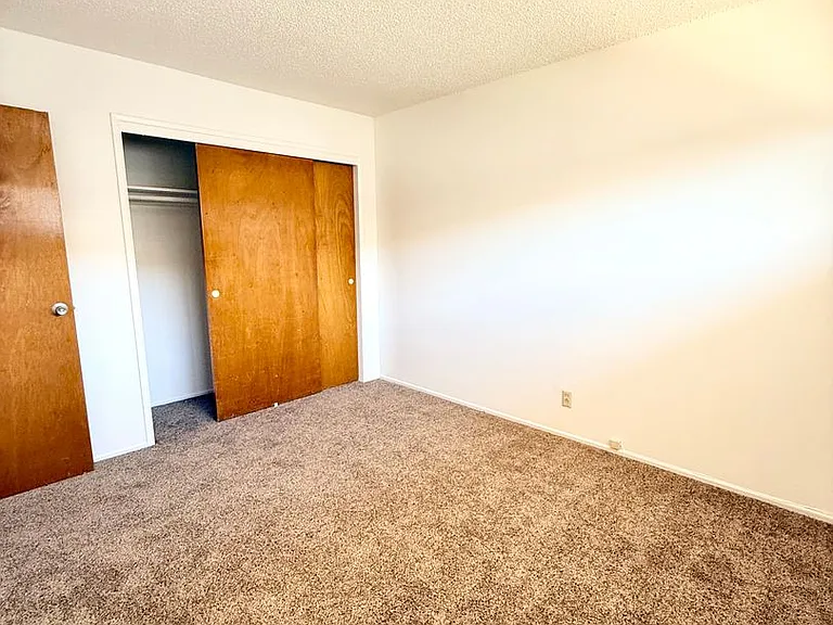 134 S C St — Photo 10