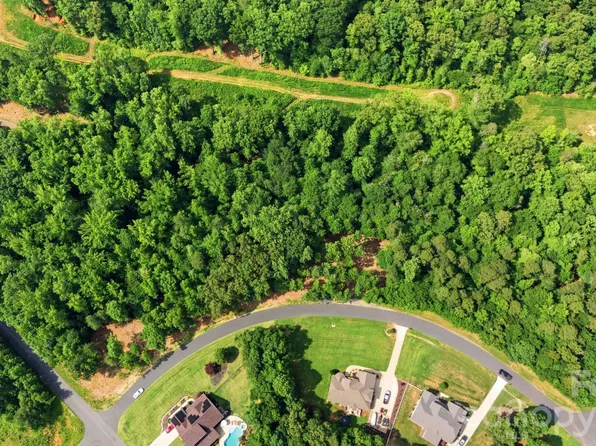 4618 Sagittarius Cir, Denver, NC 28037