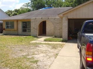 13307 Oak Ledge Dr, Houston, TX 77065