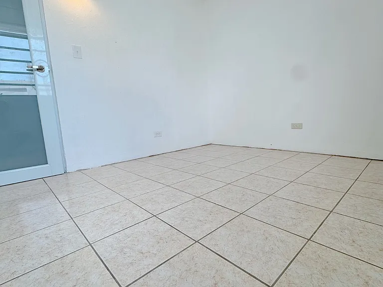 CALLE 5 Urb. Santa Monica #P34 — Photo 8