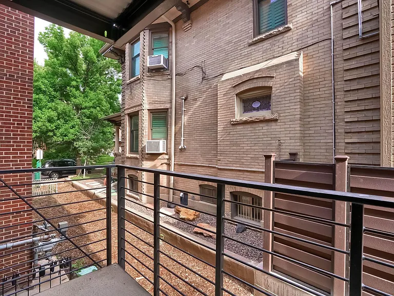 1245 Columbine St #204 — Photo 27