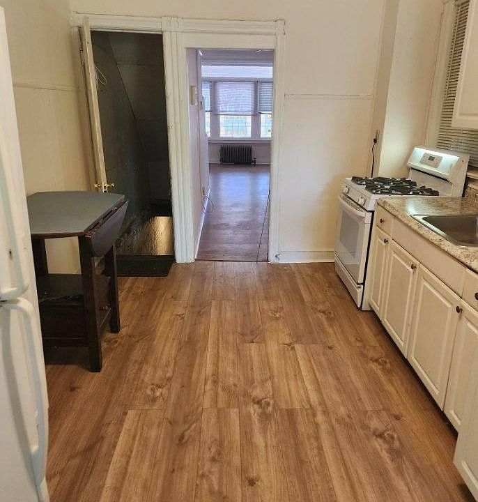 2nd image of 53 General Greene Ave