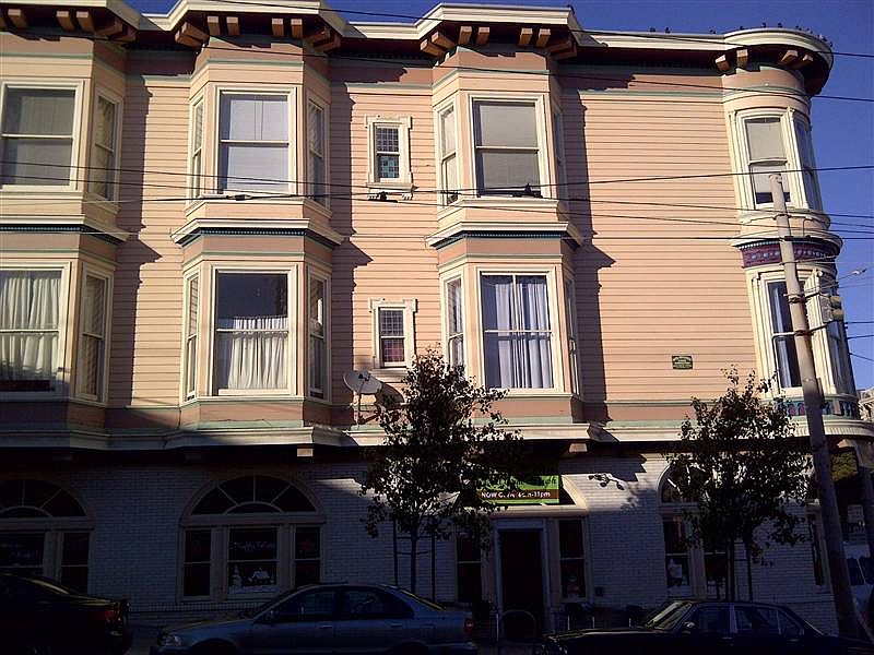 2nd image of 1604 McAllister St