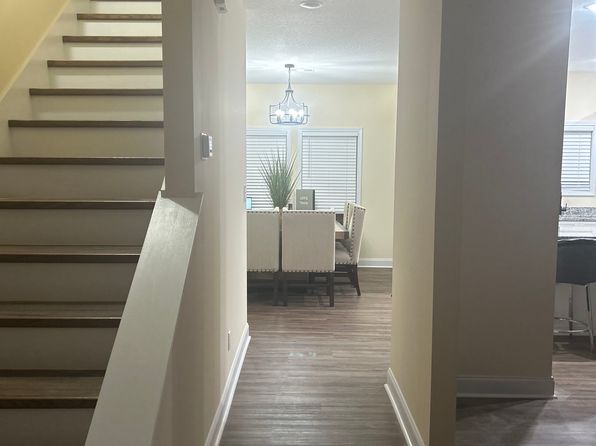 100 Northsky Dr