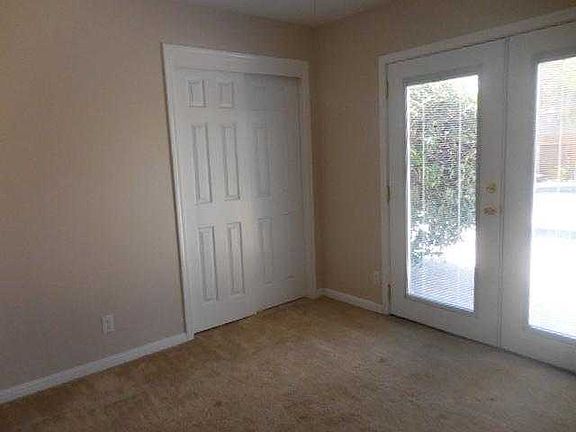 4108 Christmas Tree Ln