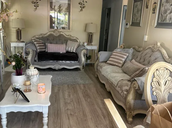 37311 47th St E #129, Palmdale, CA 93552