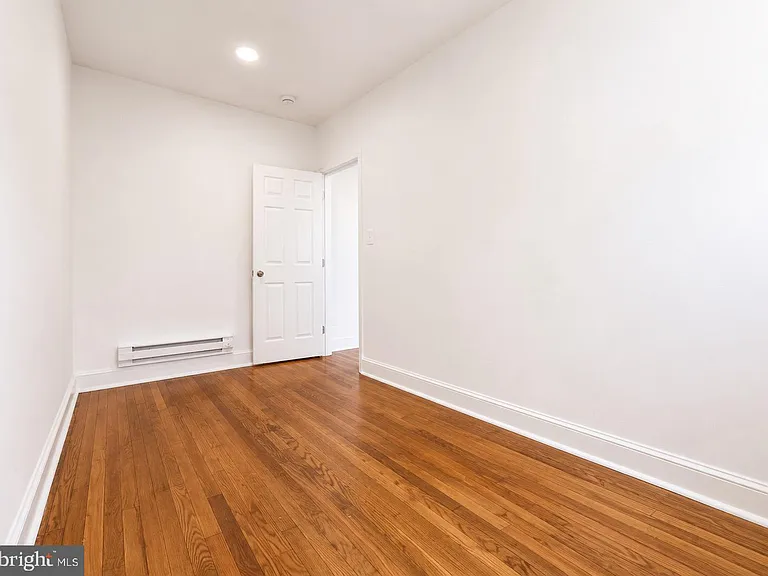 446 Mellon St SE #3 — Photo 6