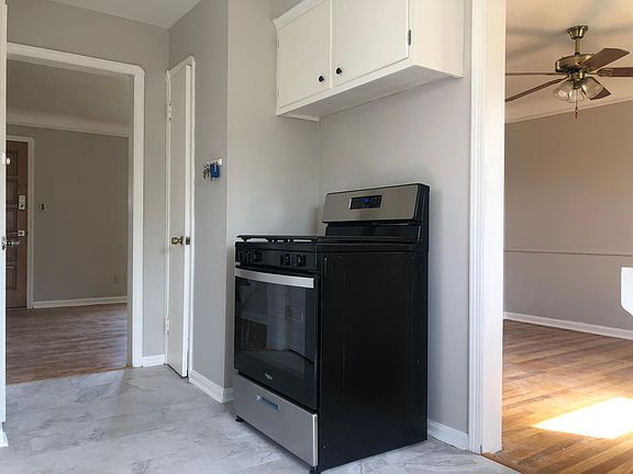 4th image of 6434 Stanbury Rd