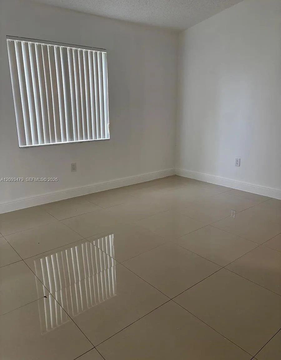 Sierra Ridge Condo D — Photo 3
