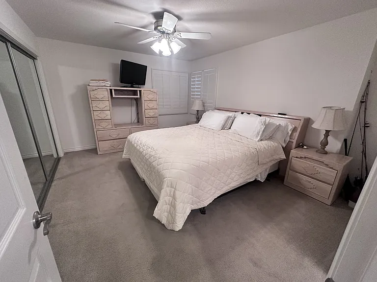 441 Moser Ave #C12 — Photo 10