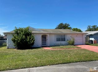 9815 Lamantin Dr, Port Richey, FL 34668