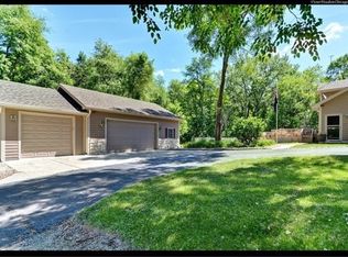 22054 Hintze Rd, Wilmington, IL 60481