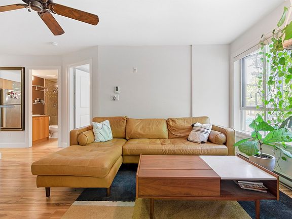 3rd image of 1718 Venables St #201