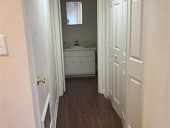 4th image of 3878 Staffordshire Ln