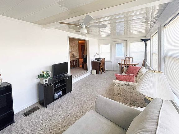 4th image of 25601 Limequat Ct #L-054