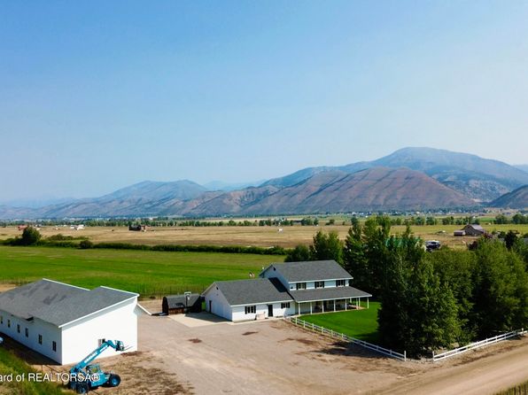 221 Jaybob Ln, Afton, WY 83110
