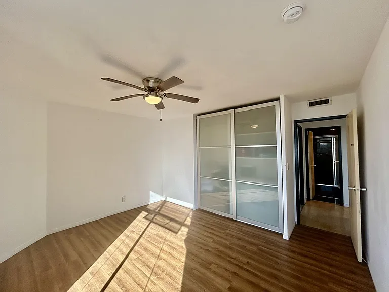 100 Atlantic Ave #908 — Photo 14