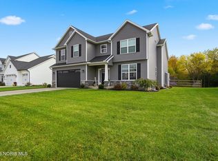 792 Wilkshire Dr, Waterville, OH 43566